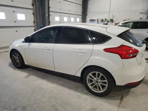 1FADP3K26JL287251 2018 FORD FOCUS - Image 2