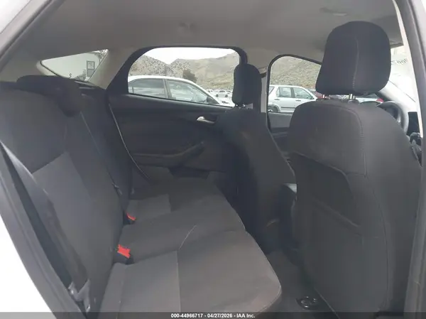 1FADP3K26JL287721 2018 FORD FOCUS - Image 8
