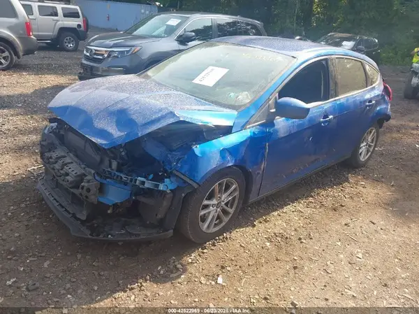 1FADP3K26JL295558 2018 FORD FOCUS - Image 2