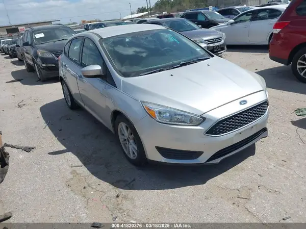 1FADP3K26JL300466 2018 FORD FOCUS - Image 1