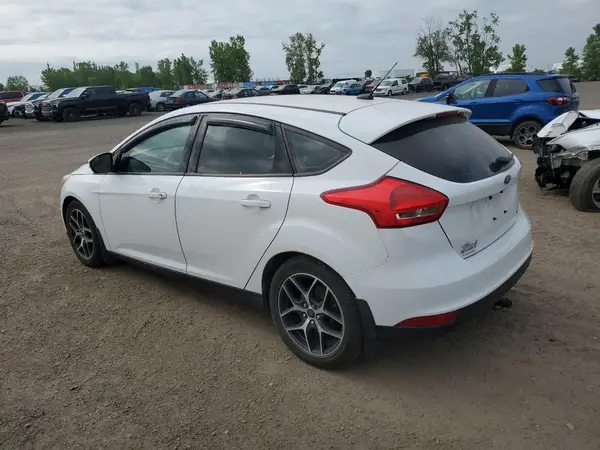 1FADP3K26JL305750 2018 FORD FOCUS - Image 2