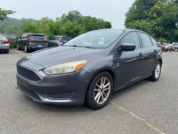 1FADP3K26JL315050 2018 FORD FOCUS - Image 2