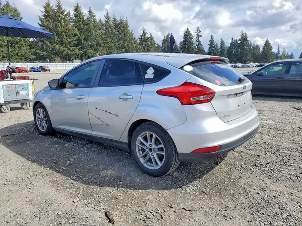 1FADP3K26JL324086 2018 FORD FOCUS - Image 2