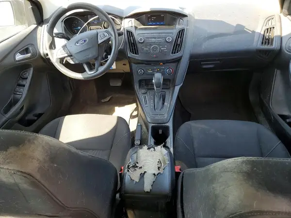 1FADP3K26JL330468 2018 FORD FOCUS - Image 8