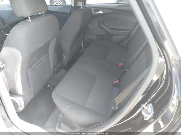 1FADP3K27GL213748 2016 FORD FOCUS - Image 8