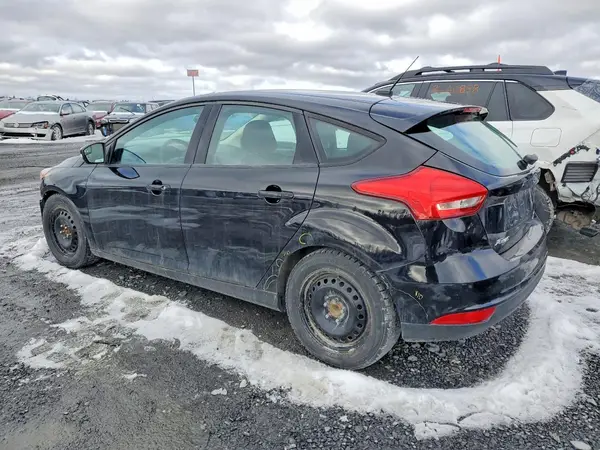 1FADP3K27GL218268 2016 FORD FOCUS - Image 2