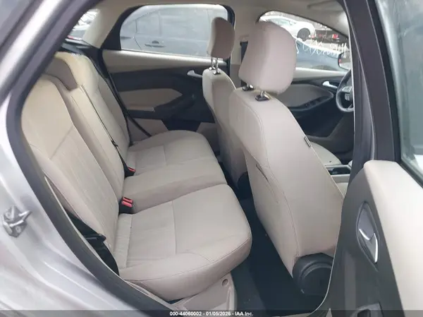 1FADP3K27GL218724 2016 FORD FOCUS - Image 8