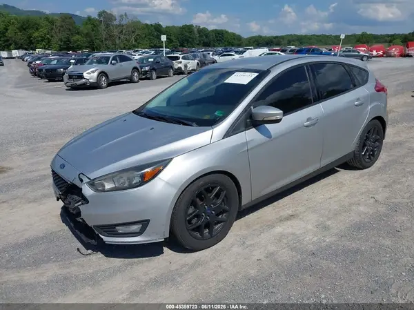 1FADP3K27GL225852 2016 FORD FOCUS - Image 2