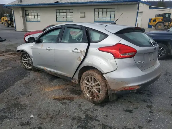 1FADP3K27GL226581 2016 FORD FOCUS - Image 2