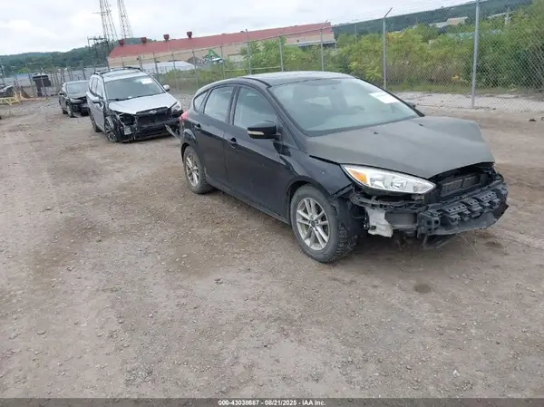 1FADP3K27GL226760 2016 FORD FOCUS - Image 1