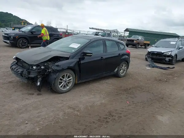 1FADP3K27GL226760 2016 FORD FOCUS - Image 2
