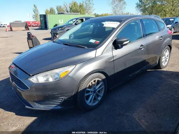 1FADP3K27GL230856 2016 FORD FOCUS - Image 2