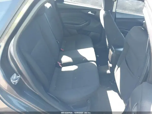 1FADP3K27GL230856 2016 FORD FOCUS - Image 8