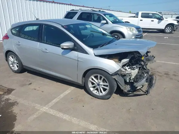 1FADP3K27GL235054 2016 FORD FOCUS - Image 1