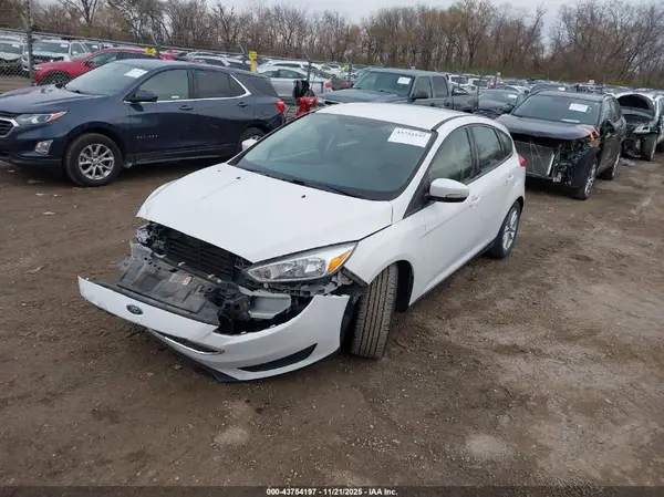 1FADP3K27GL246099 2016 FORD FOCUS - Image 2