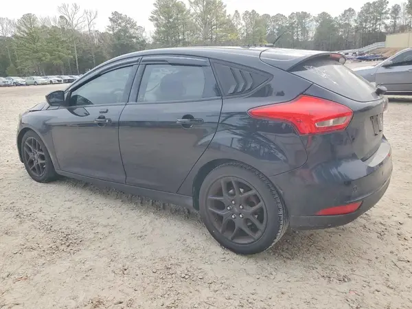 1FADP3K27GL249312 2016 FORD FOCUS - Image 2