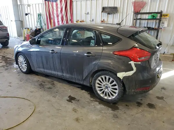 1FADP3K27GL257314 2016 FORD FOCUS - Image 2