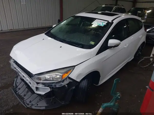 1FADP3K27GL261251 2016 FORD FOCUS - Image 2