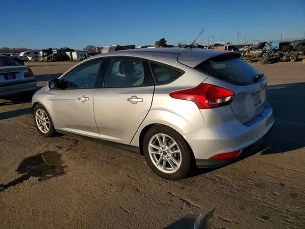 1FADP3K27GL272668 2016 FORD FOCUS - Image 2
