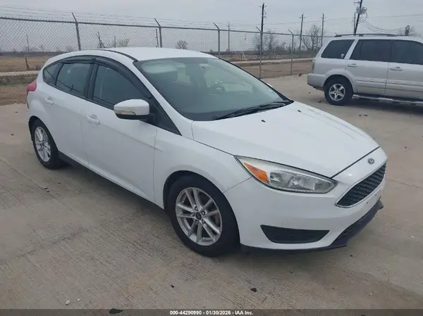 1FADP3K27GL284416 2016 FORD FOCUS - Image 1