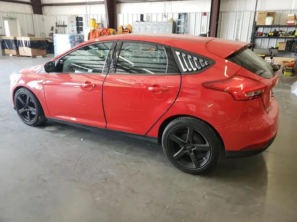 1FADP3K27GL286098 2016 FORD FOCUS - Image 2