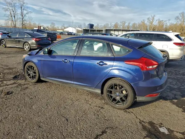 1FADP3K27GL286375 2016 FORD FOCUS - Image 2