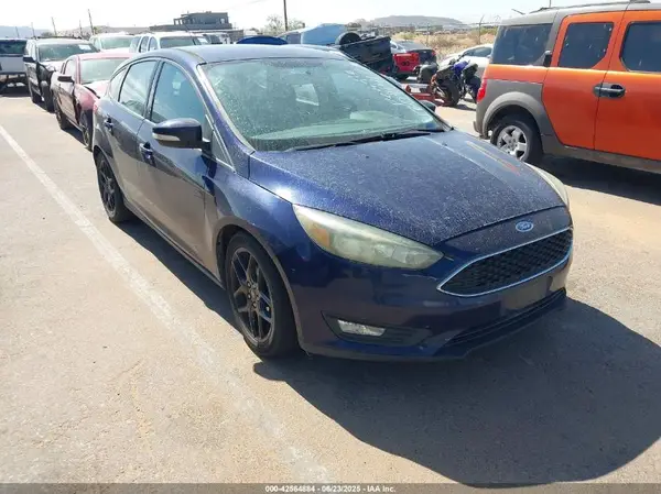 1FADP3K27GL288871 2016 FORD FOCUS - Image 1