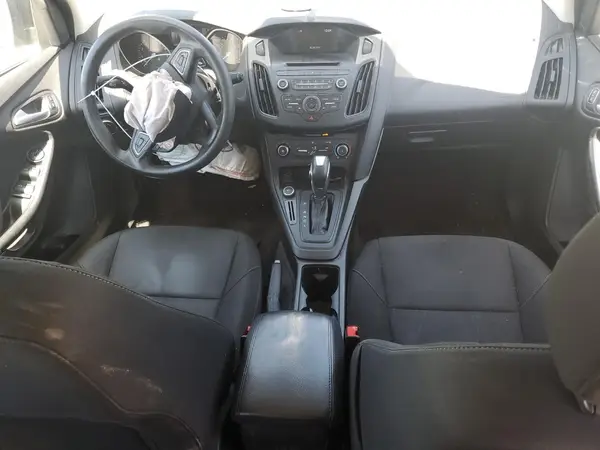 1FADP3K27GL292466 2016 FORD FOCUS - Image 8