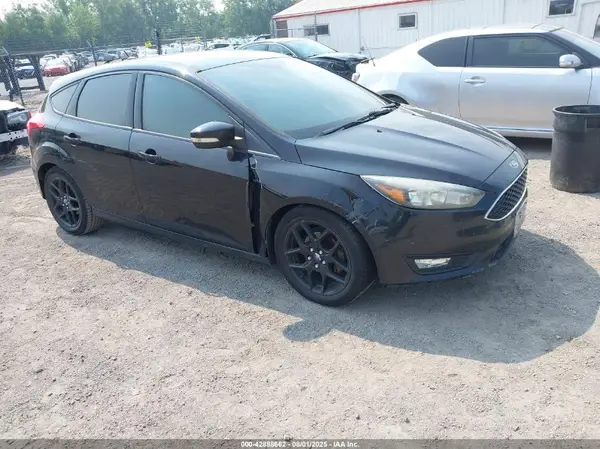 1FADP3K27GL294072 2016 FORD FOCUS - Image 1