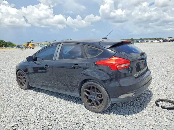 1FADP3K27GL302560 2016 FORD FOCUS - Image 2