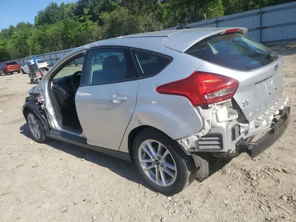1FADP3K27GL306608 2016 FORD FOCUS - Image 2