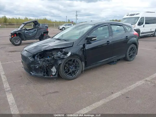 1FADP3K27GL308360 2016 FORD FOCUS - Image 2