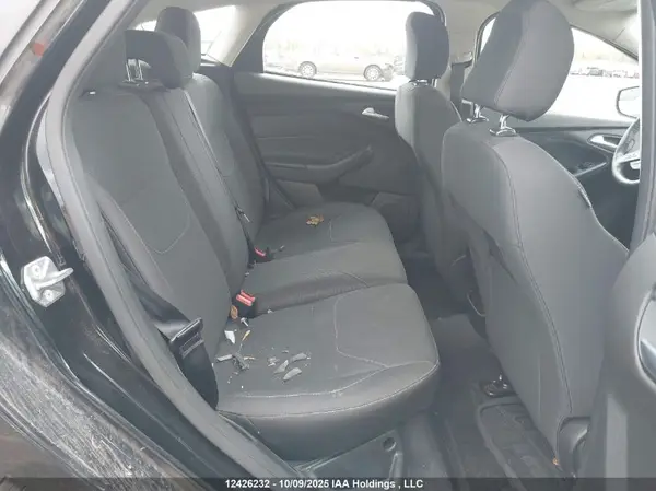 1FADP3K27GL308360 2016 FORD FOCUS - Image 8