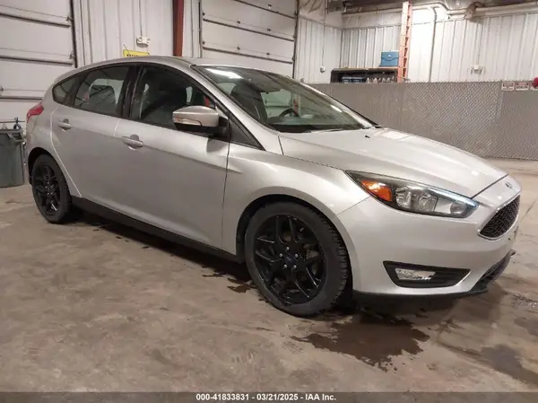 1FADP3K27GL326003 2016 FORD FOCUS - Image 1