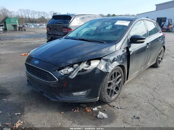 1FADP3K27GL326034 2016 FORD FOCUS - Image 2