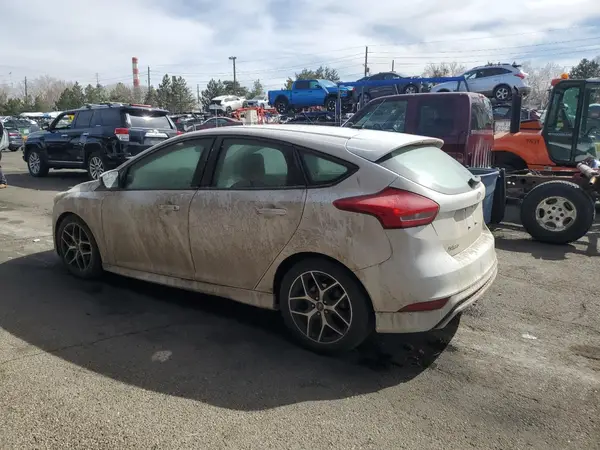 1FADP3K27GL331444 2016 FORD FOCUS - Image 2