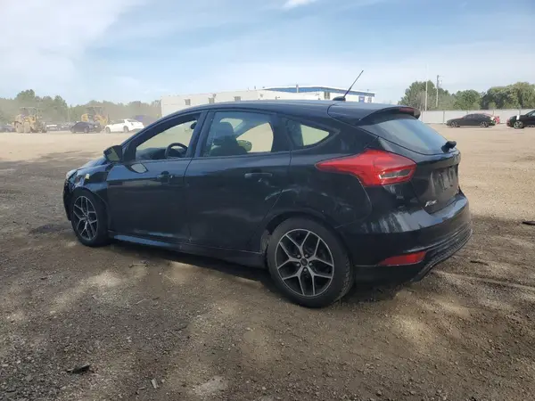 1FADP3K27GL334103 2016 FORD FOCUS - Image 2