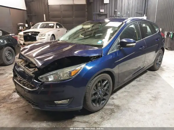 1FADP3K27GL357008 2016 FORD FOCUS - Image 2