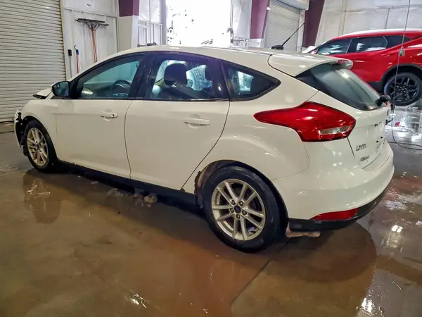 1FADP3K27GL361950 2016 FORD FOCUS - Image 2