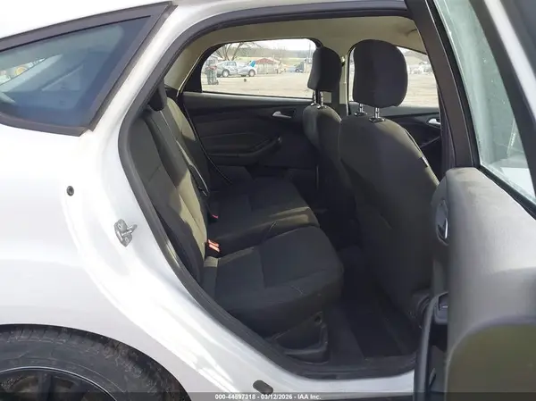 1FADP3K27GL364752 2016 FORD FOCUS - Image 8