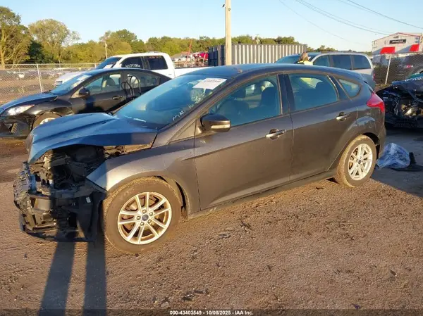 1FADP3K27GL366727 2016 FORD FOCUS - Image 2