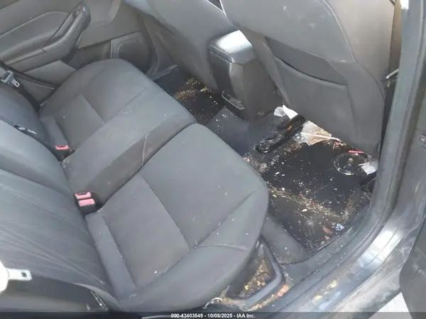 1FADP3K27GL366727 2016 FORD FOCUS - Image 8