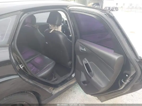 1FADP3K27GL367974 2016 FORD FOCUS - Image 8