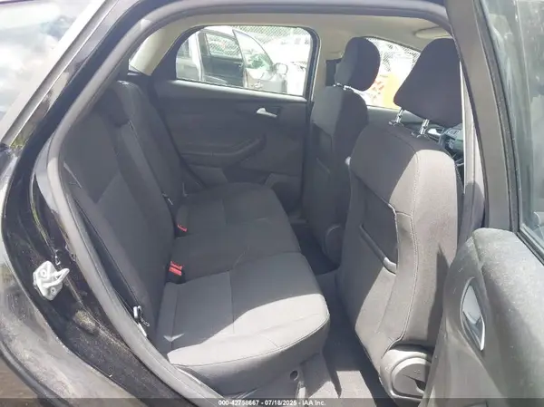 1FADP3K27GL370843 2016 FORD FOCUS - Image 8