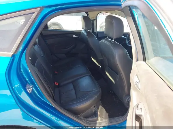 1FADP3K27GL372592 2016 FORD FOCUS - Image 8
