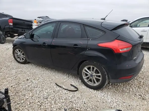 1FADP3K27GL387237 2016 FORD FOCUS - Image 2