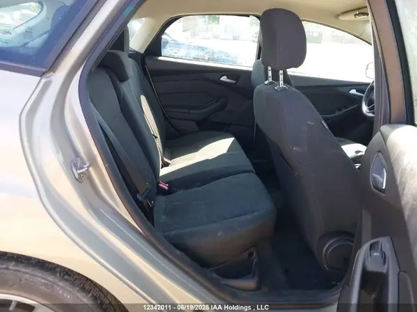1FADP3K27GL388839 2016 FORD FOCUS - Image 8