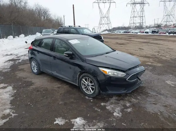 1FADP3K27GL389246 2016 FORD FOCUS - Image 1