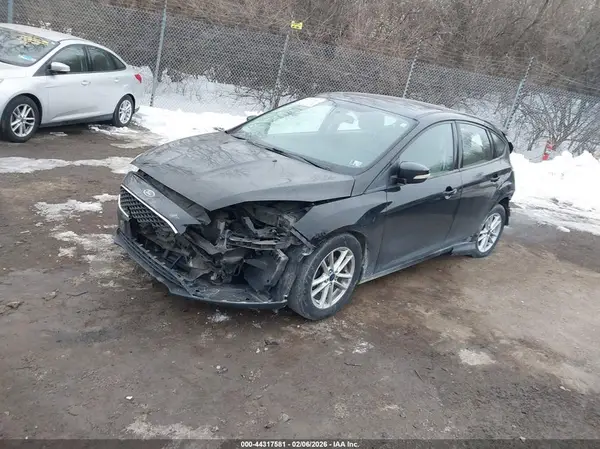 1FADP3K27GL389246 2016 FORD FOCUS - Image 2