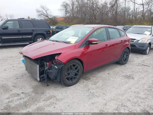 1FADP3K27GL390641 2016 FORD FOCUS - Image 2